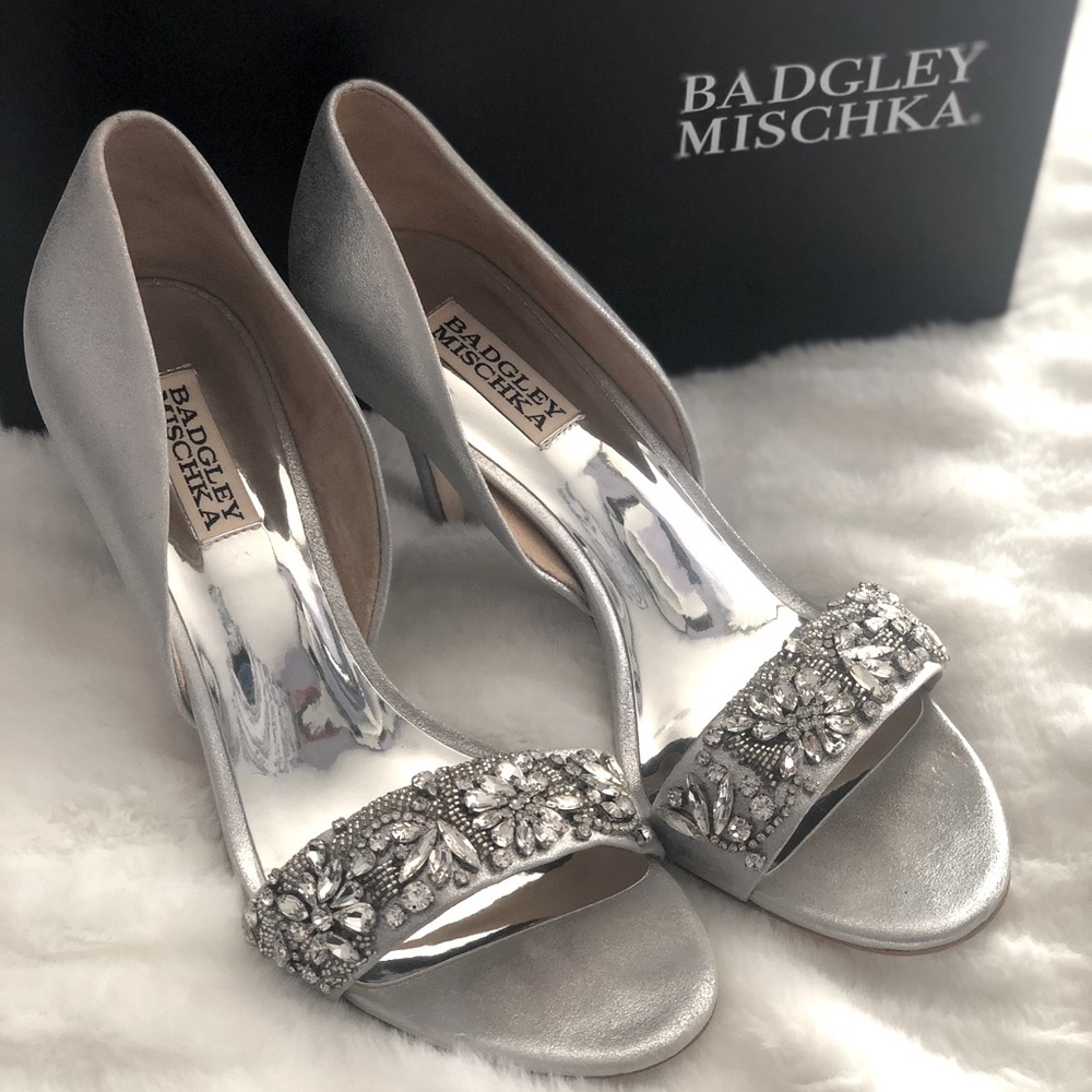 Badgley Mischka silver heels